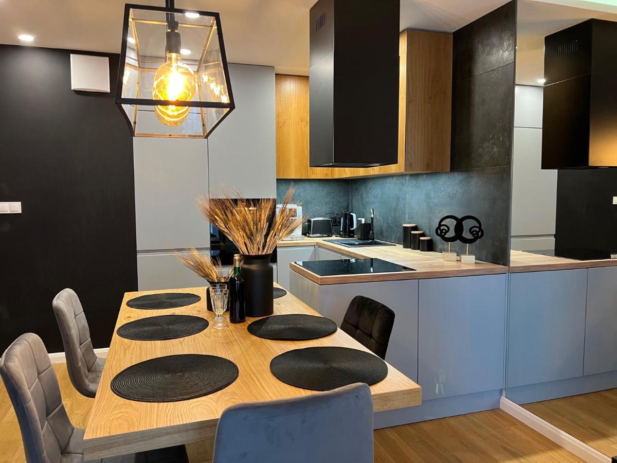 Family & Business Elegant Apartments, Kadzielnia, Wdk, Stadion Korona -1 Bedroom, Terrace, Garage, New! Kielce Dış mekan fotoğraf